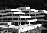 The UCSF School of Dentistry opened its Dental Clinics building on the Parnassus campus in 1980.
