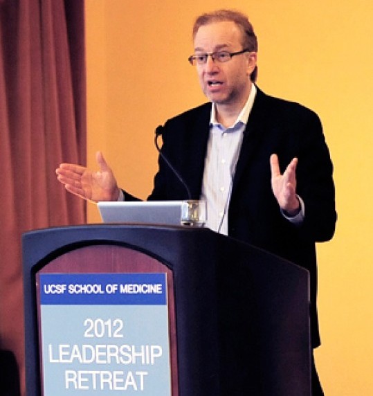 Isaac Kohane, MD, PhD, a leading innovator in bioinformatics and computer systems from Harvard Medical School, gave the keynote address at the School of Medicine retreat on Jan. 20.