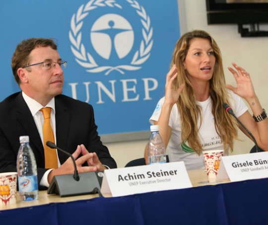 Gisele visits UNEP Headquarters - Describes her experience in the field.